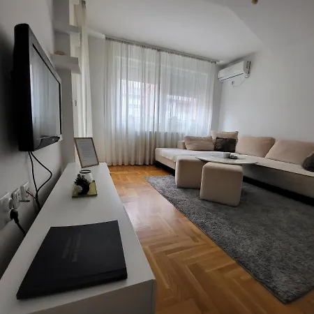 Kostas Apartment
